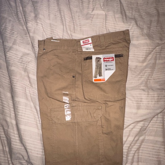 NWT Wrangler work pants - Picture 3 of 4
